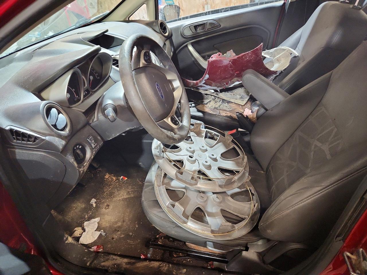 2013 FORD FIESTA
