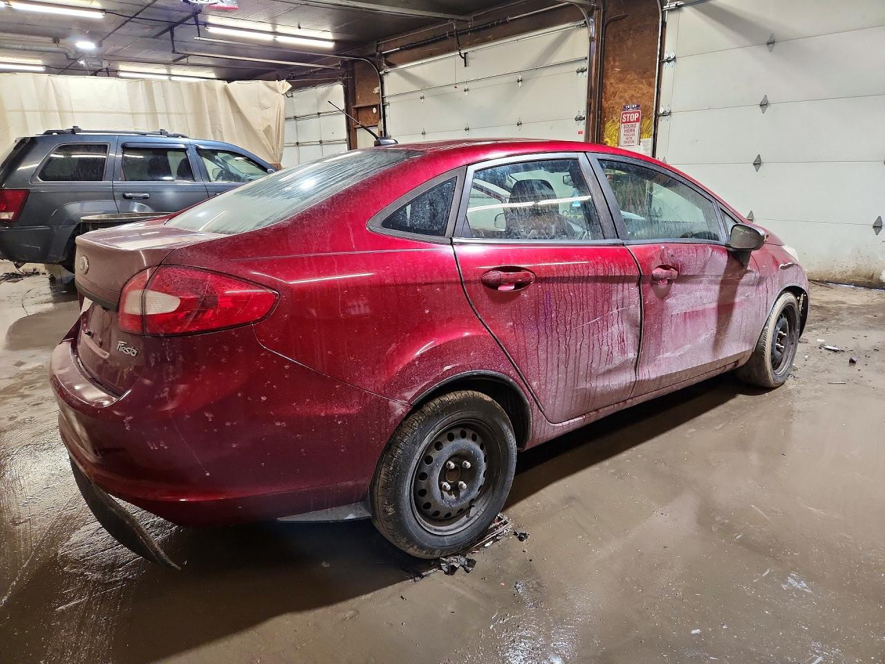 2013 FORD FIESTA