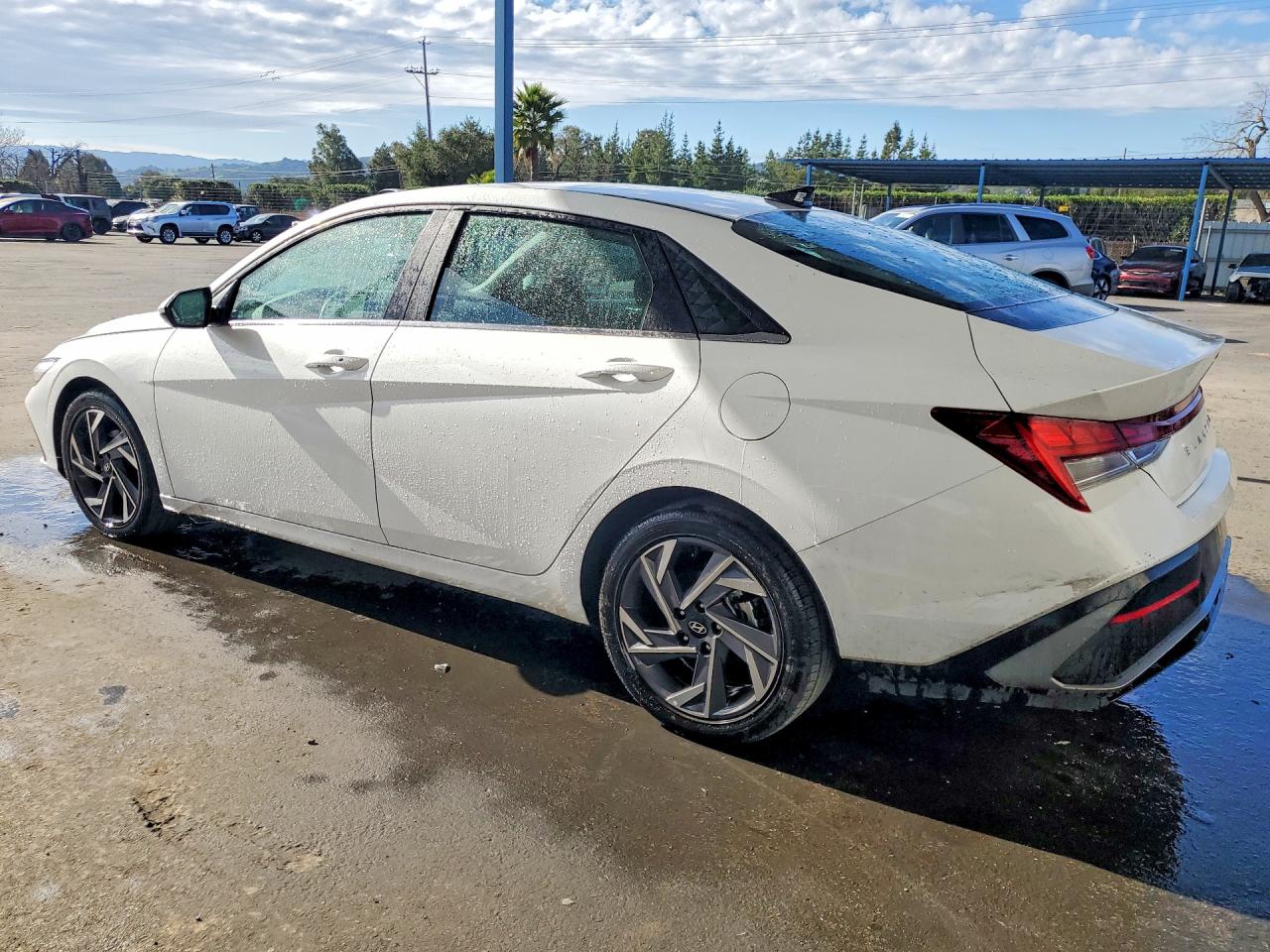 2025 HYUNDAI ELANTRA