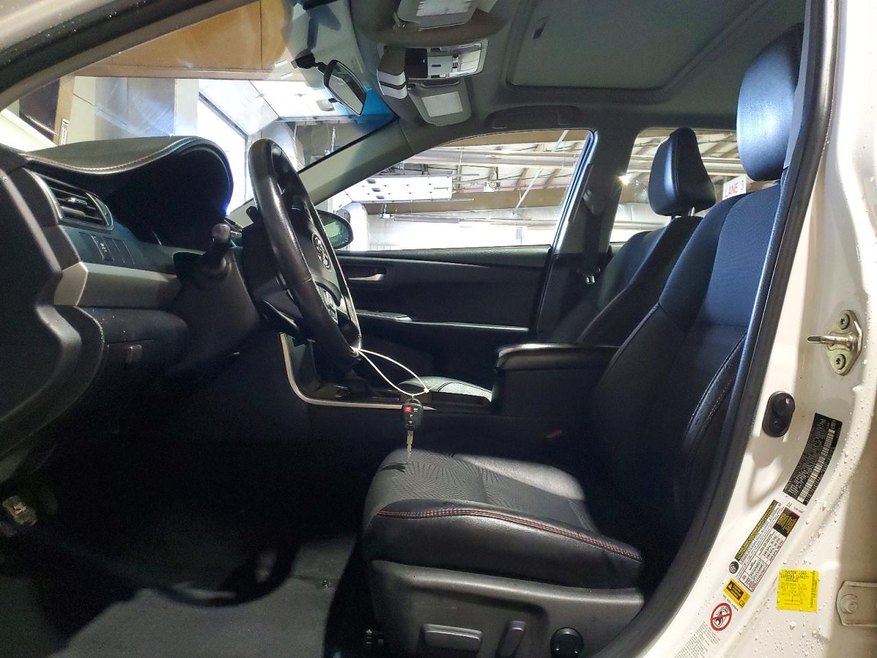 2017 TOYOTA CAMRY