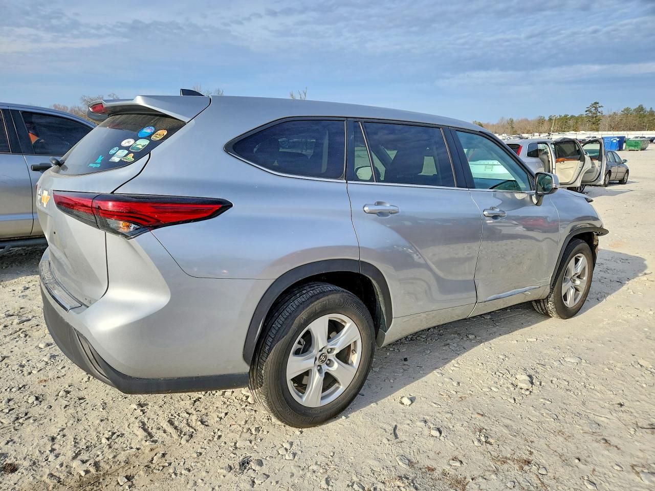 2023 TOYOTA HIGHLANDER