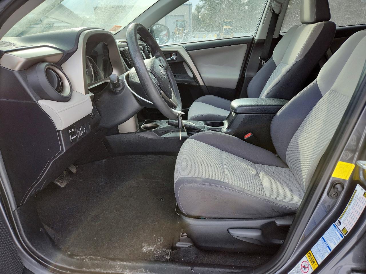 2015 TOYOTA RAV4