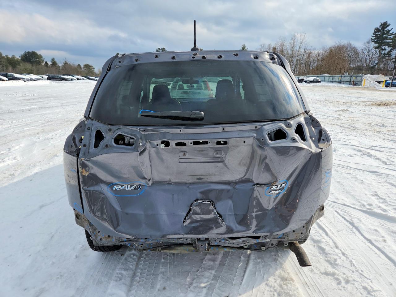 2015 TOYOTA RAV4