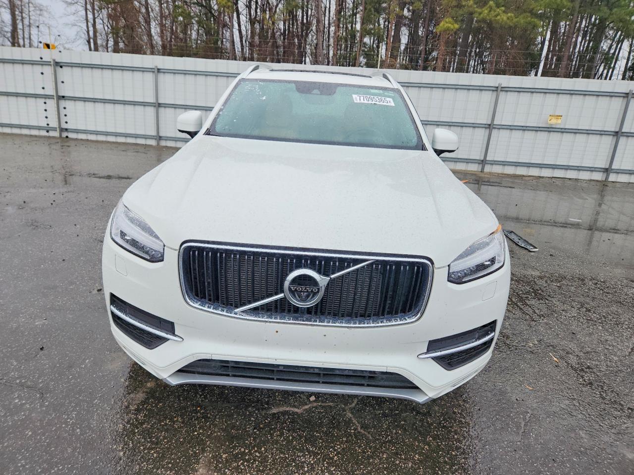 2019 VOLVO XC90