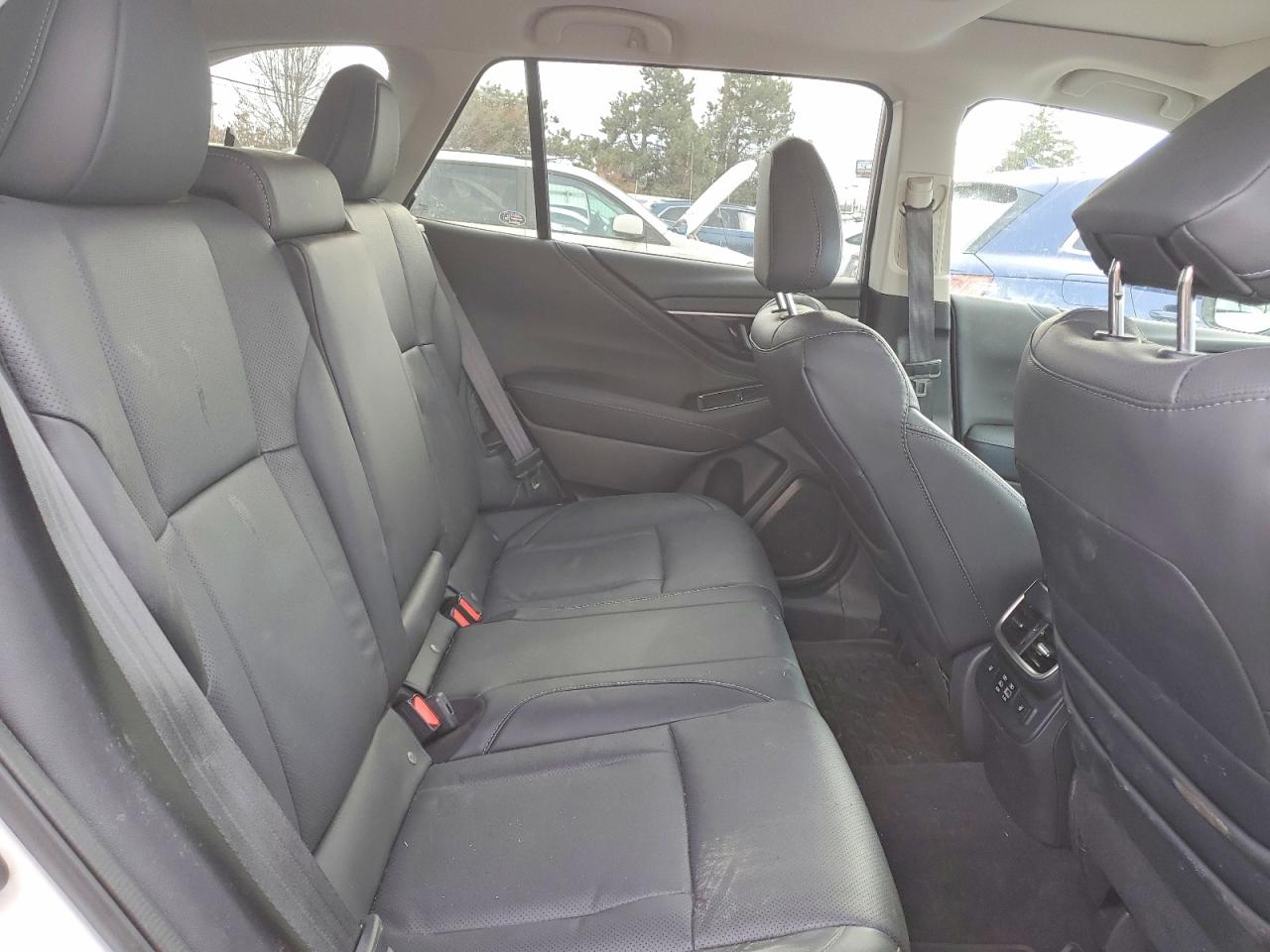 2025 SUBARU OUTBACK