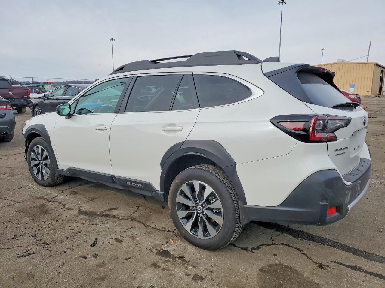 2025 SUBARU OUTBACK