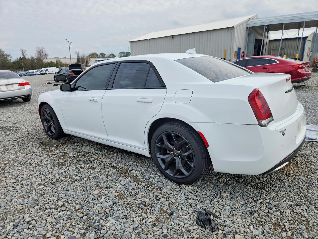 2021 CHRYSLER 300