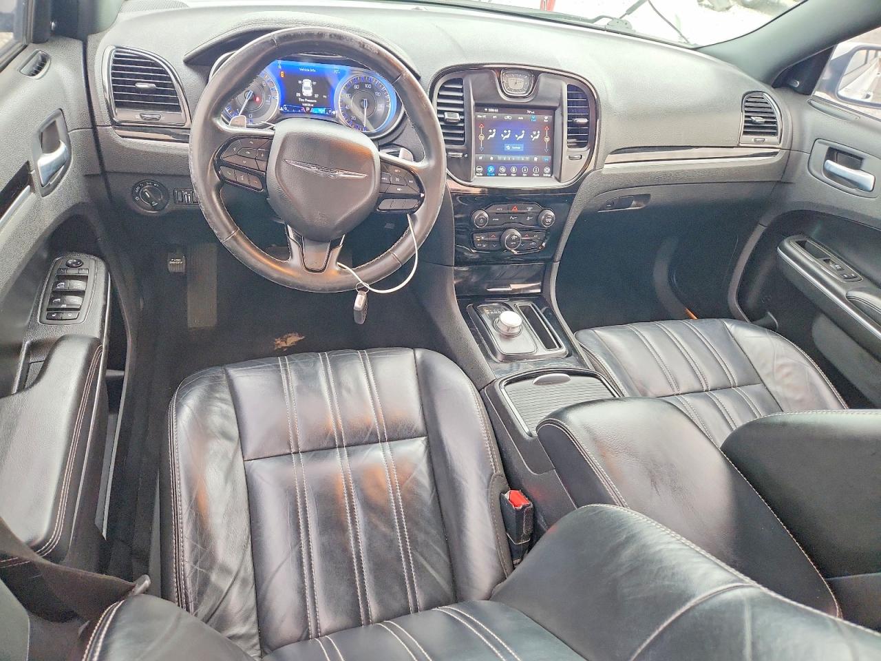 2021 CHRYSLER 300