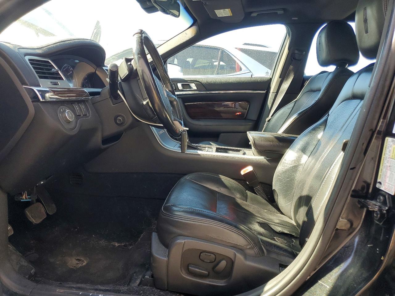 2011 LINCOLN MKS