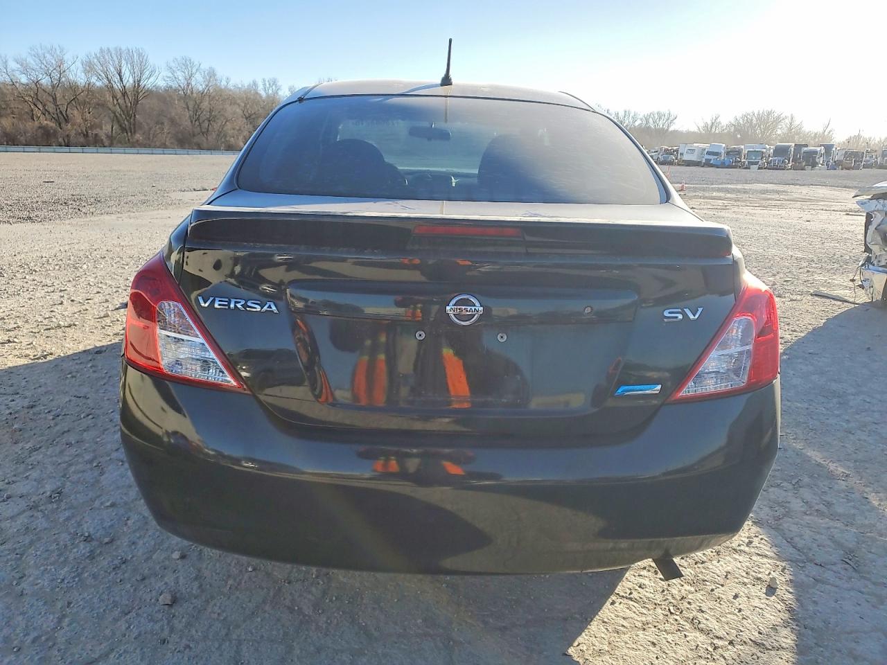 2013 NISSAN VERSA