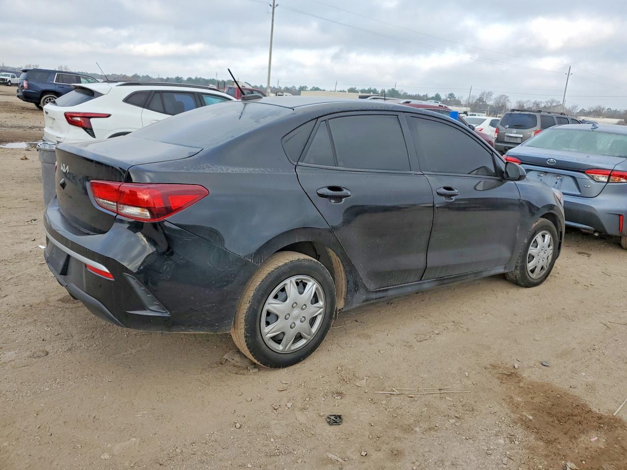 2023 KIA RIO