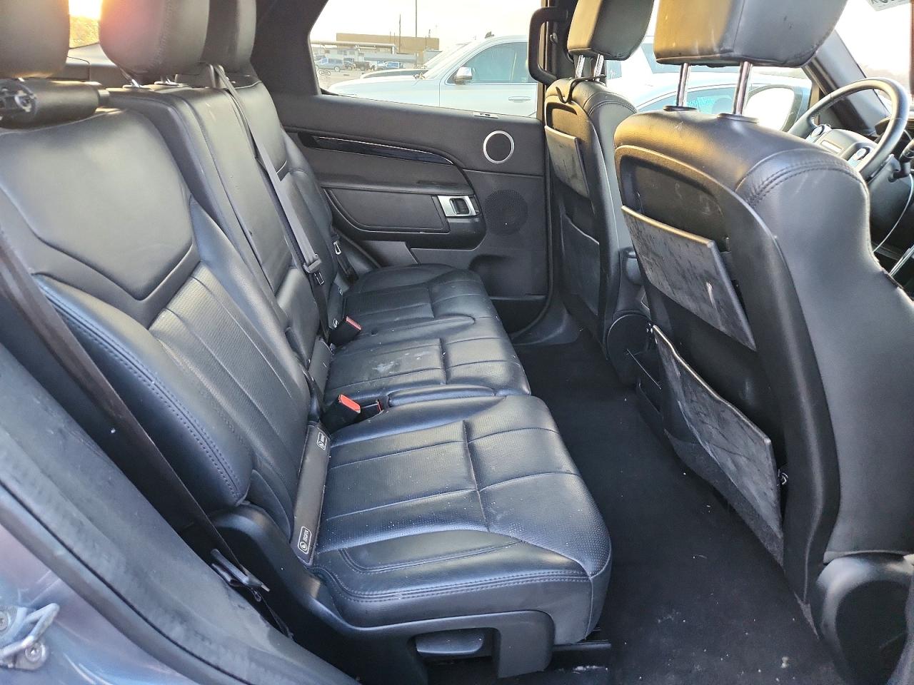 2020 LAND ROVER DISCOVERY