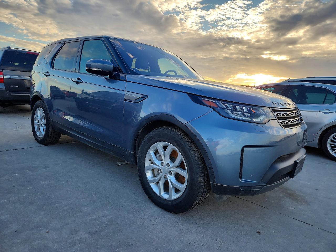 2020 LAND ROVER DISCOVERY