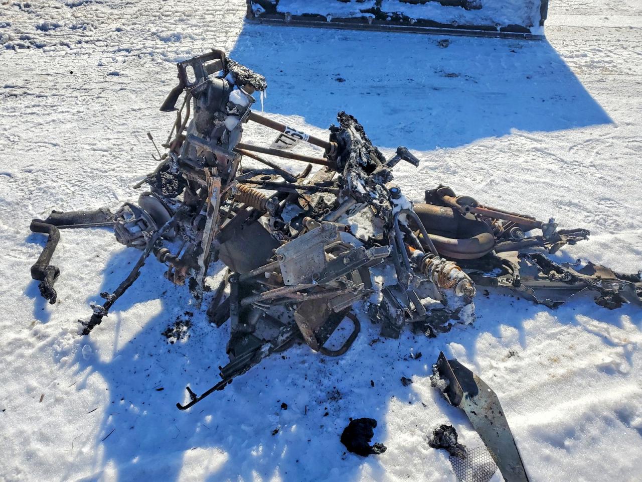 2000 ARCC SNOWMOBILE