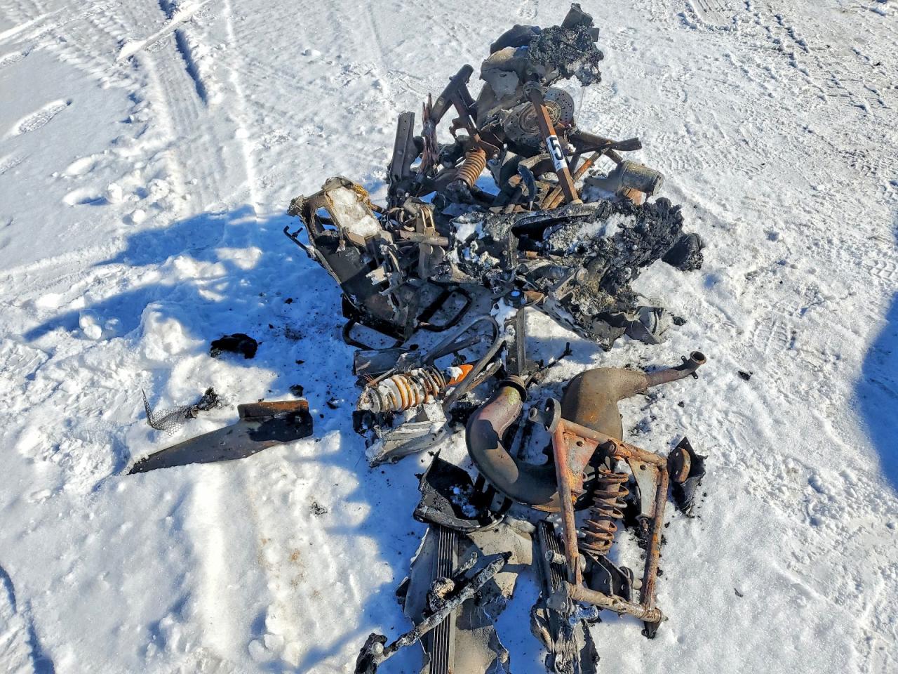 2000 ARCC SNOWMOBILE
