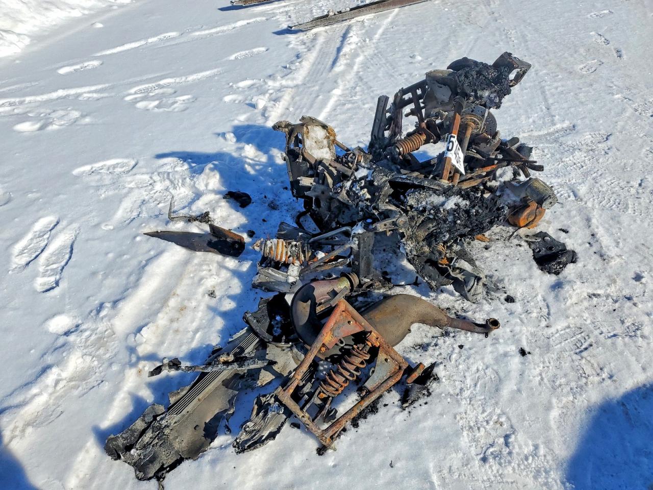 2000 ARCC SNOWMOBILE