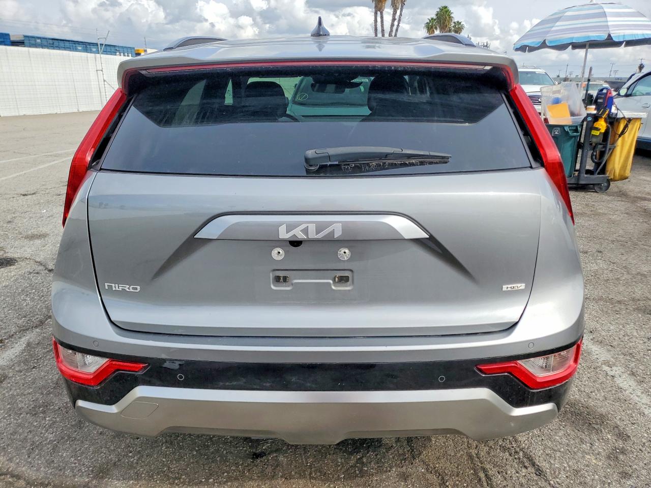 2023 KIA NIRO