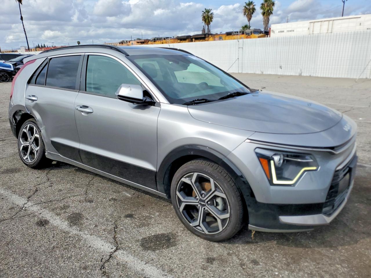 2023 KIA NIRO
