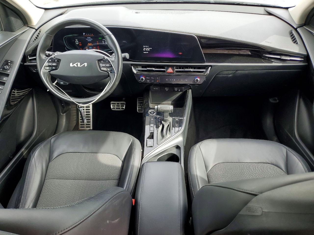 2023 KIA NIRO