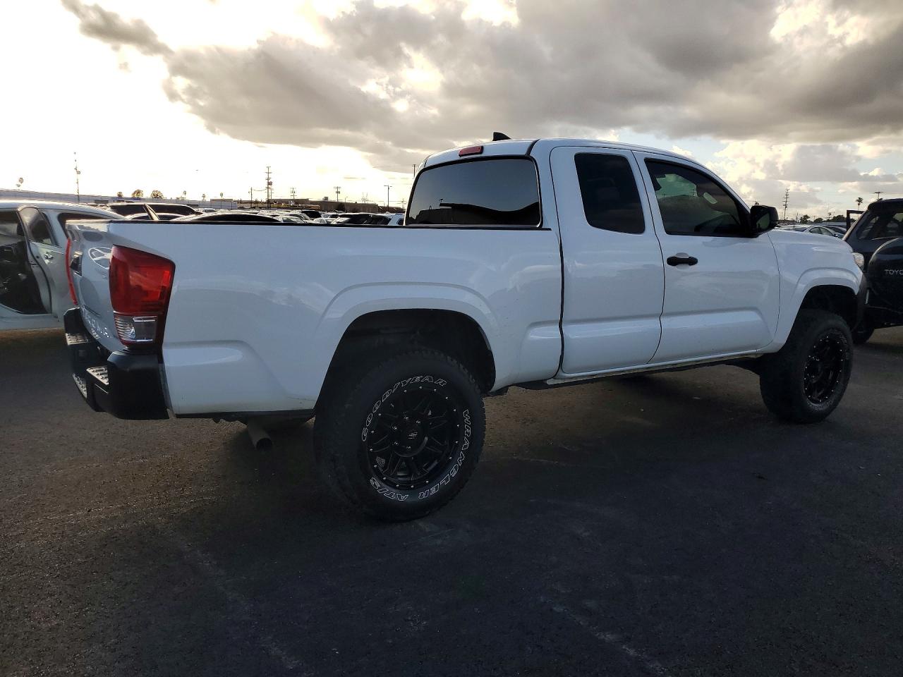 2019 TOYOTA TACOMA