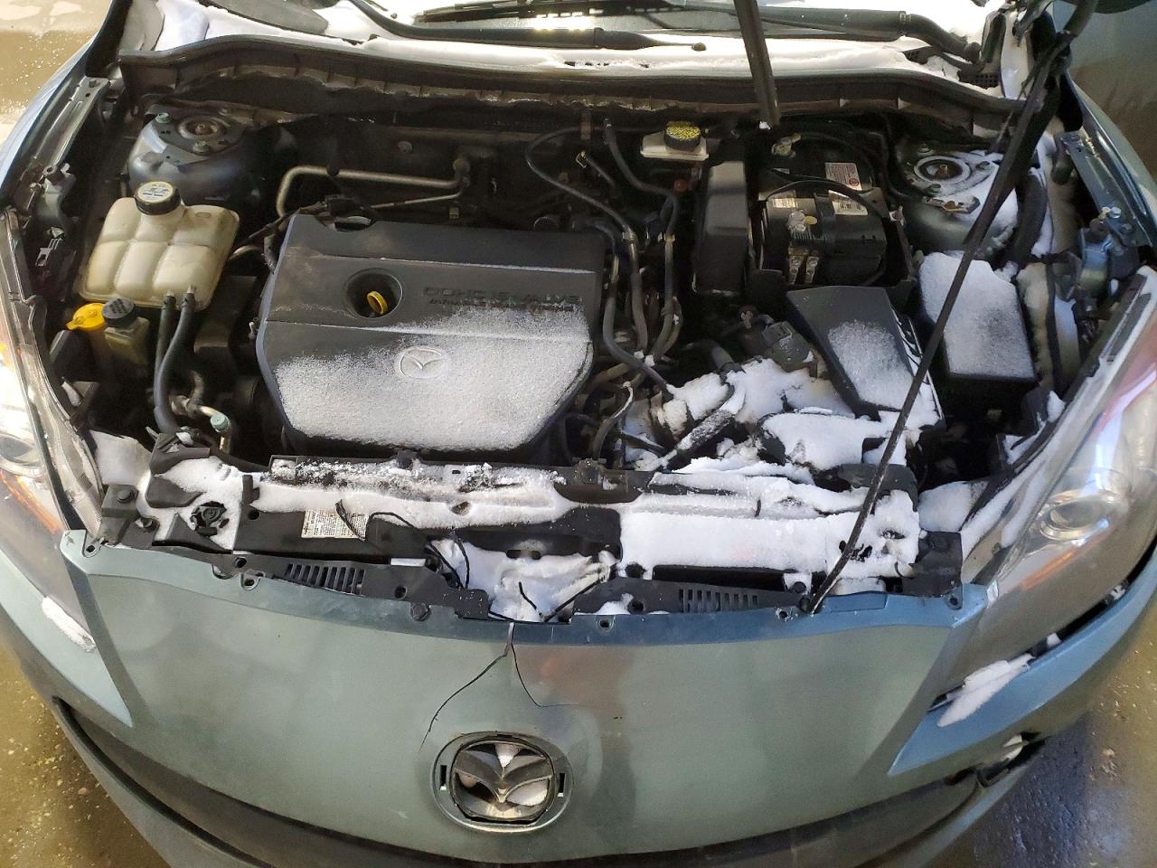2013 MAZDA 3
