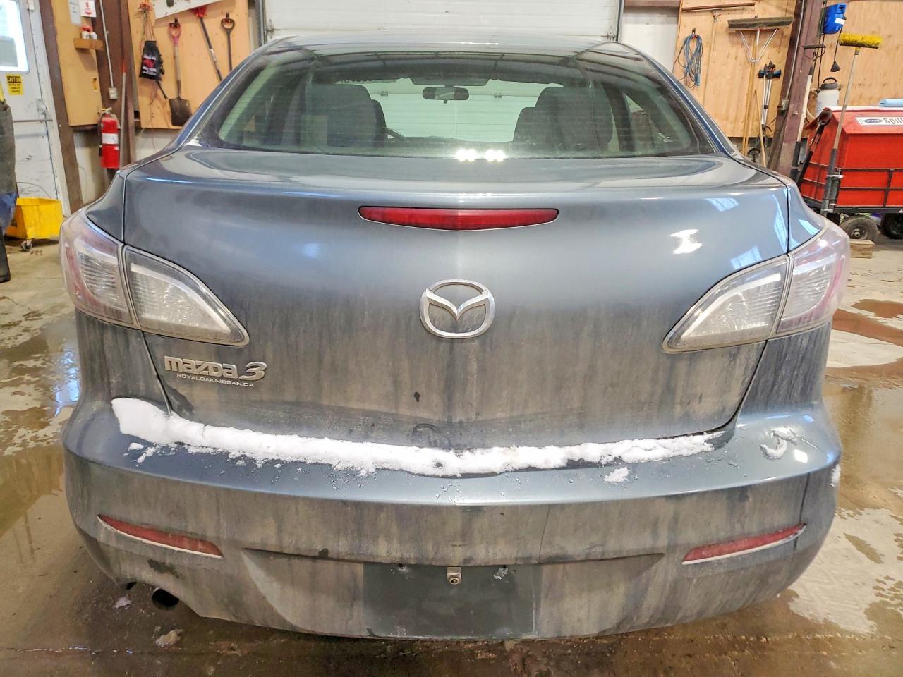 2013 MAZDA 3