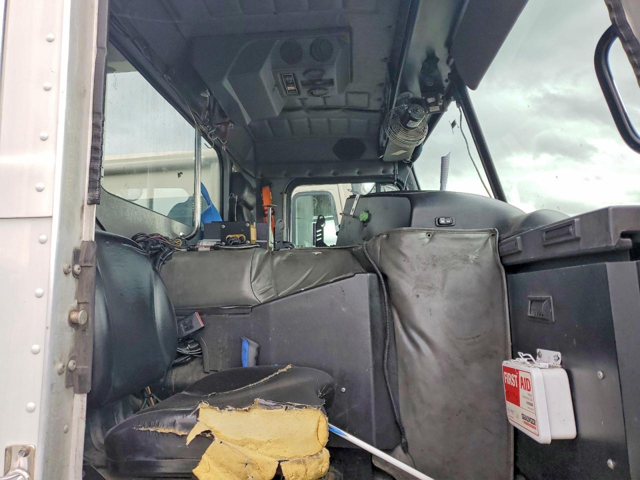 2013 PETERBILT ALL OTHER