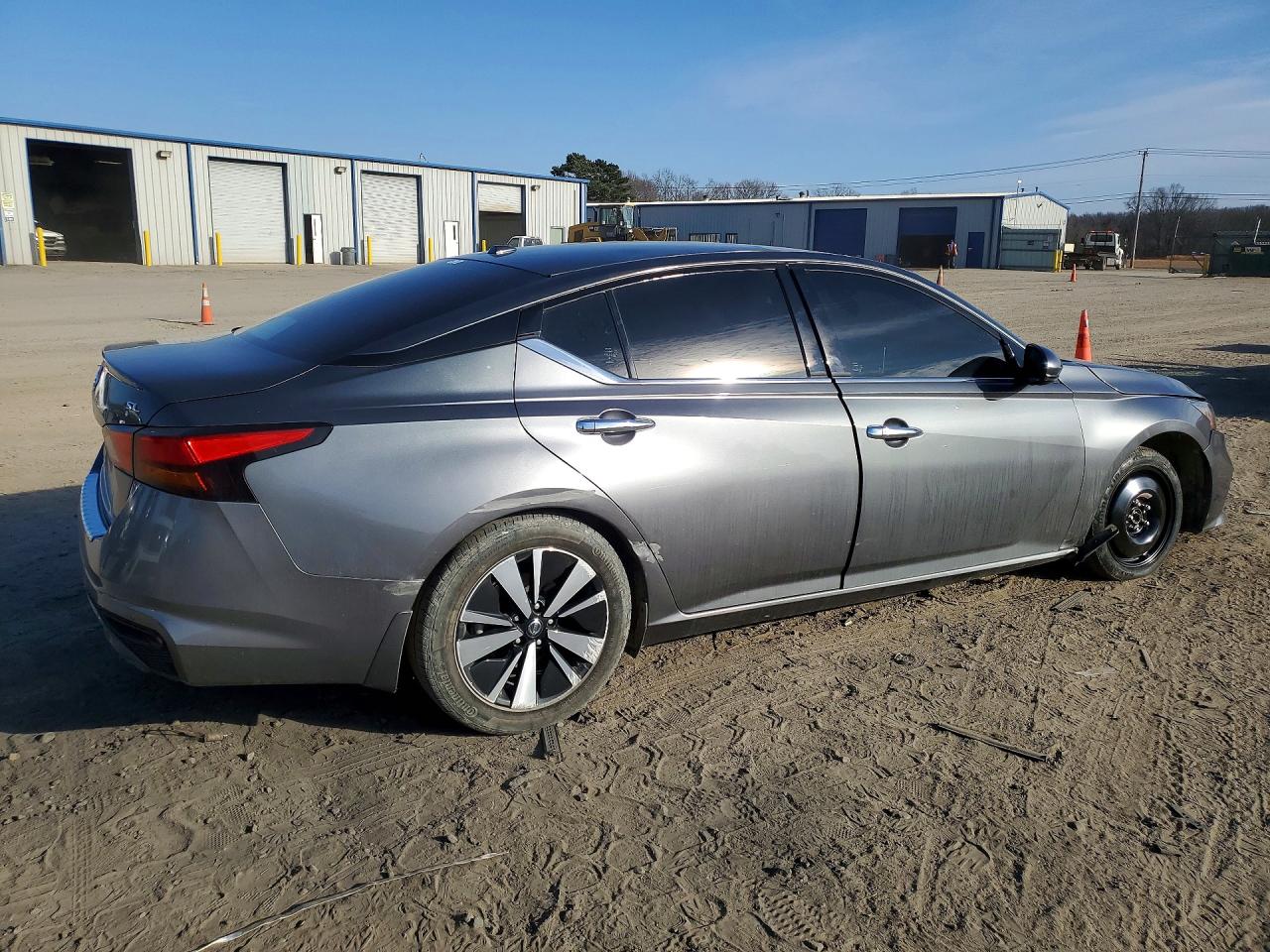 2021 NISS ALTIMA
