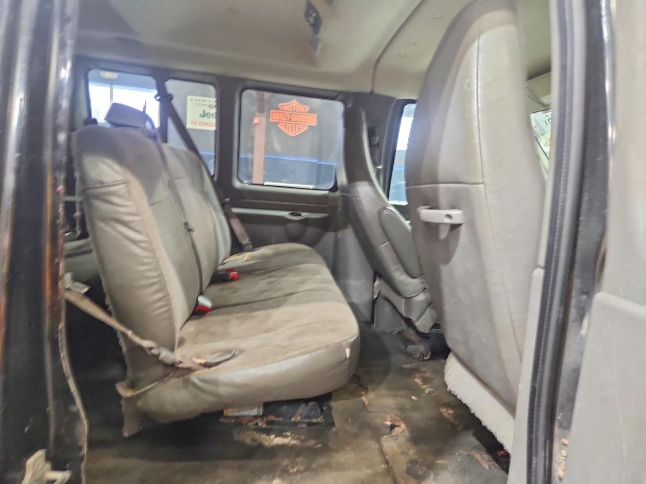 2013 CHEVROLET EXPRESS
