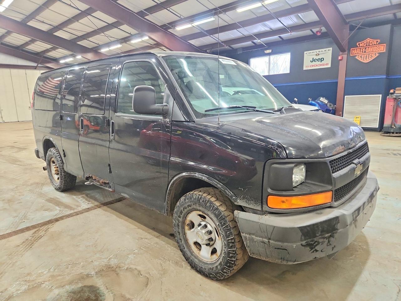 2013 CHEVROLET EXPRESS