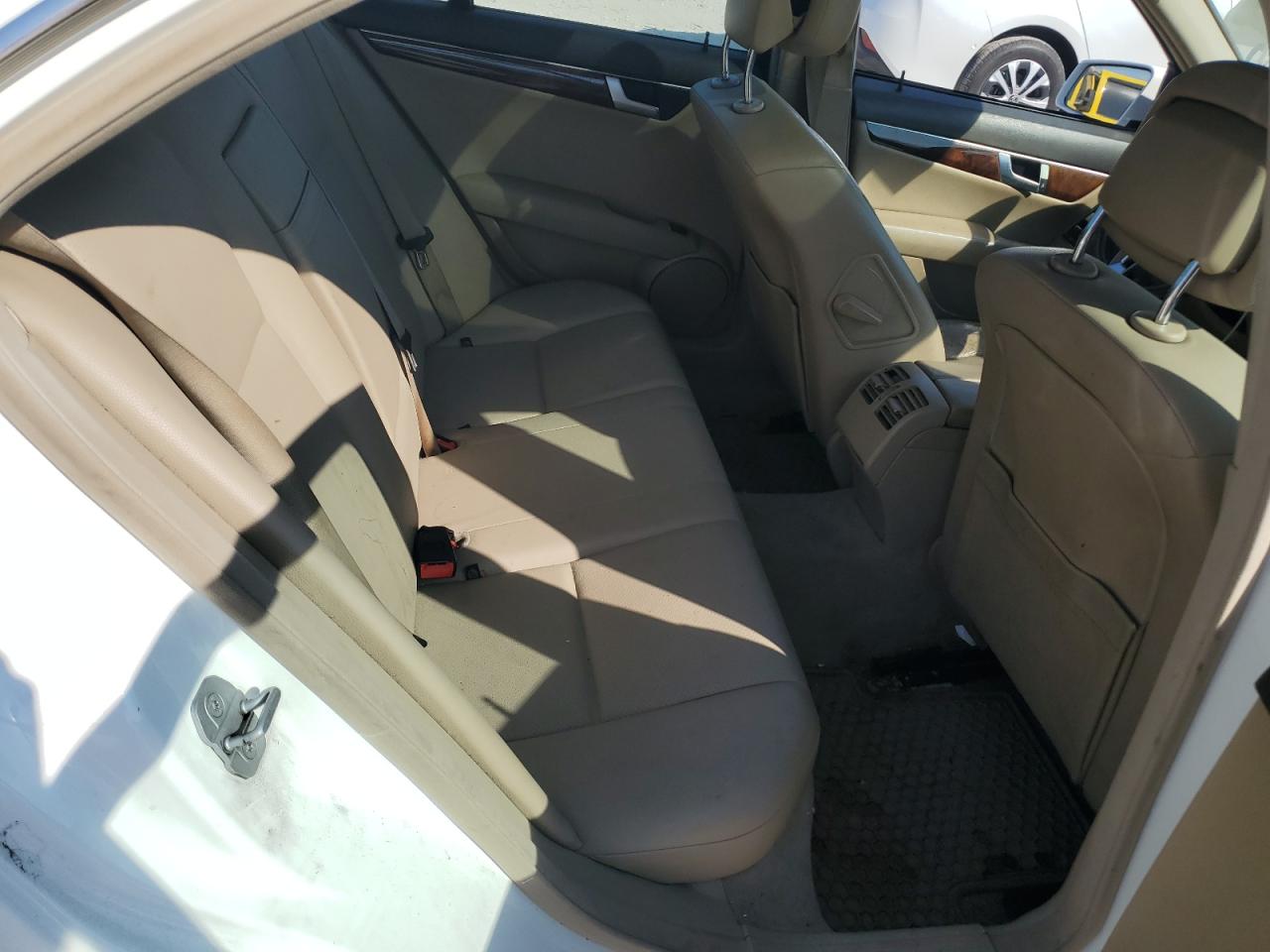 2013 MERCEDES-BENZ 300-CLASS