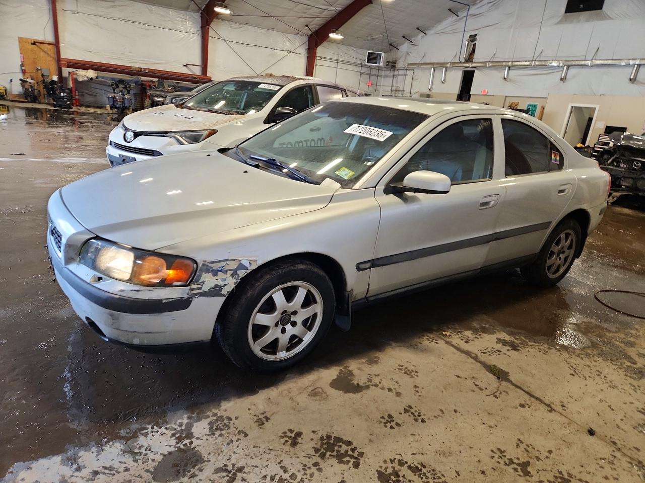 2004 VOLVO S60