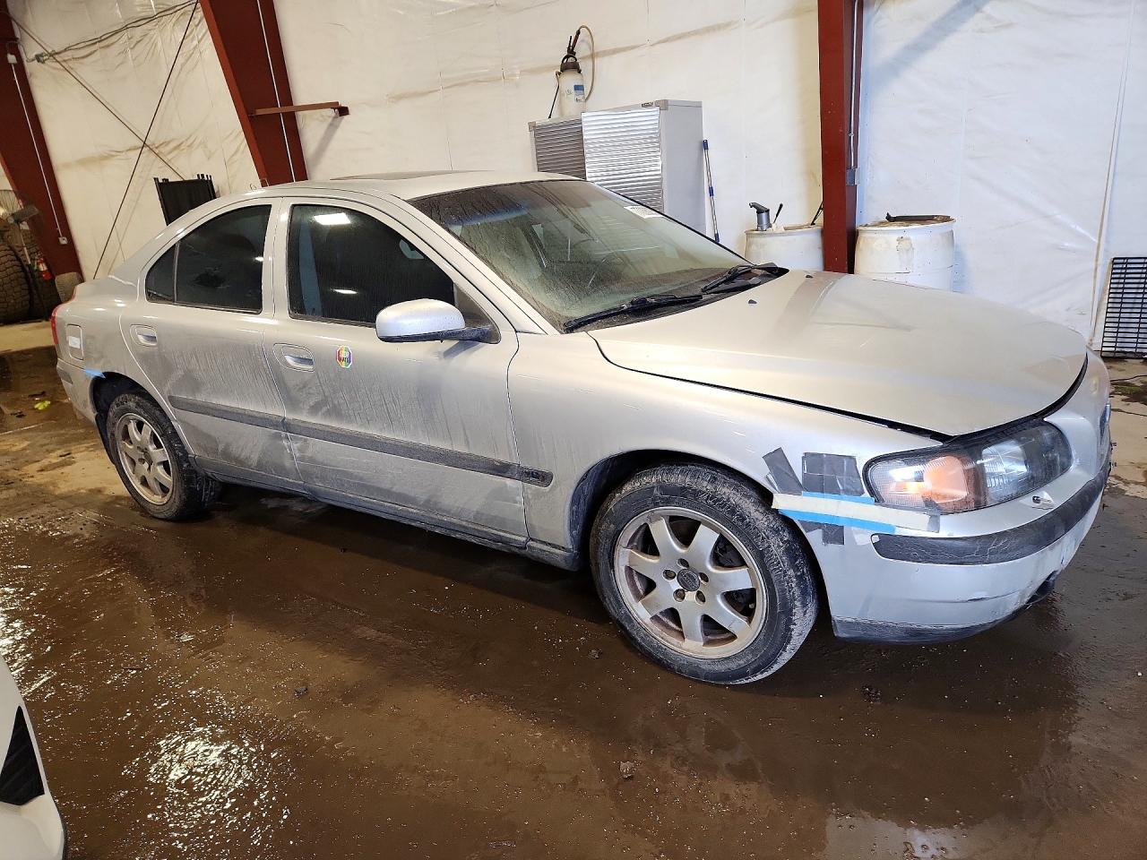 2004 VOLVO S60