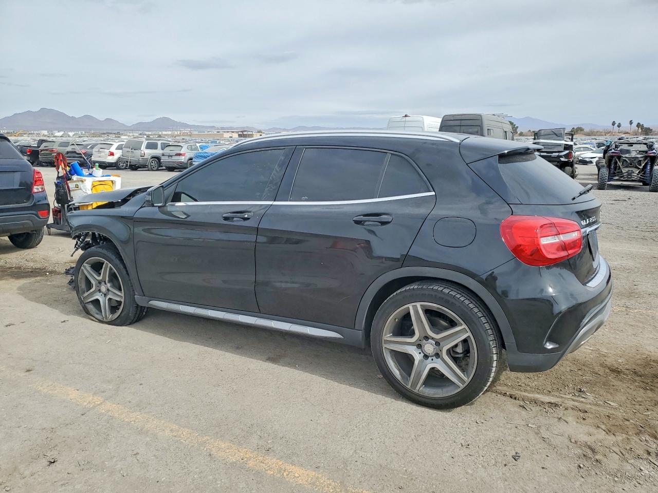 2015 MERCEDES-BENZ GLA-CLASS