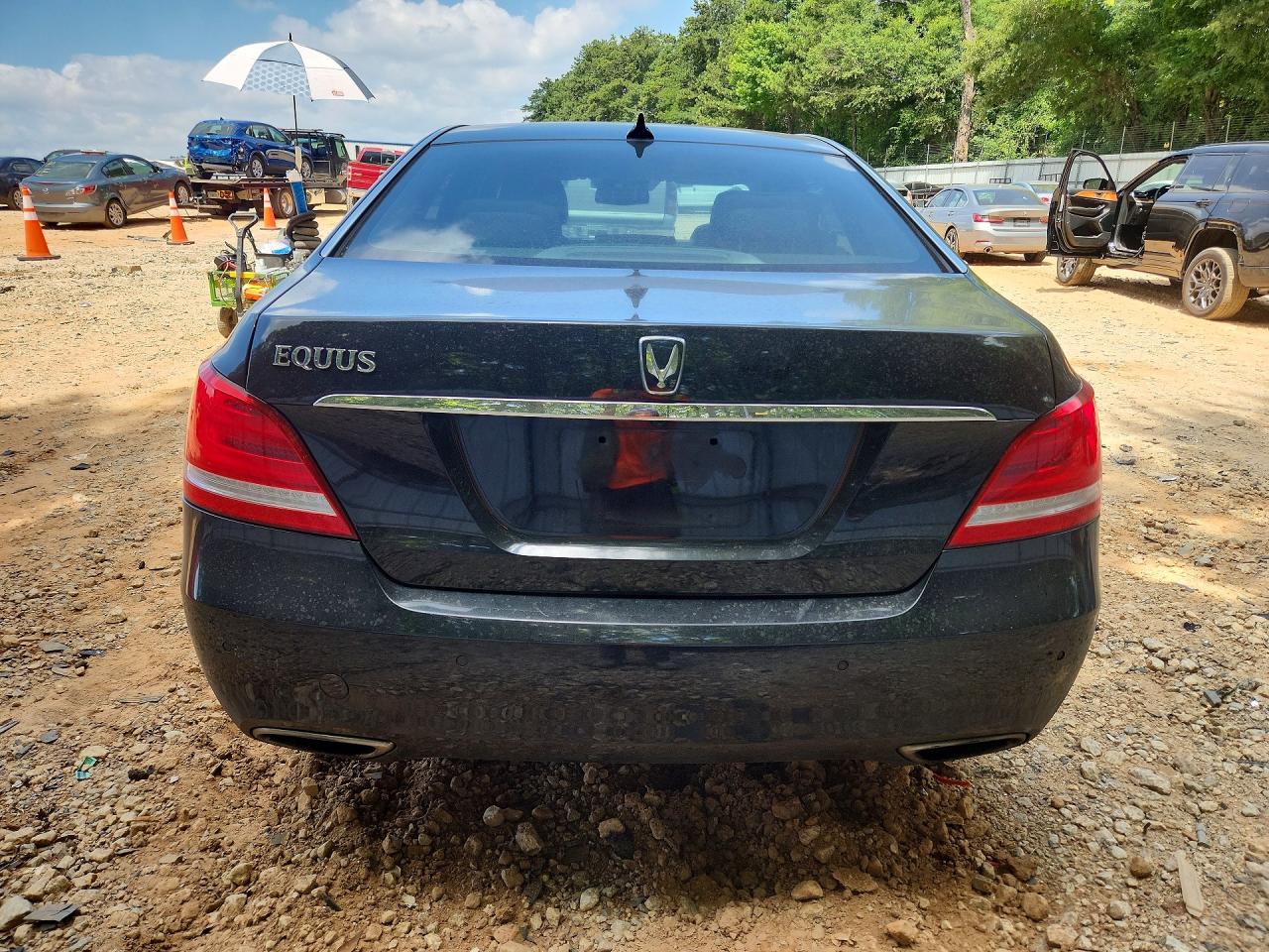 2016 HYUNDAI EQUUS