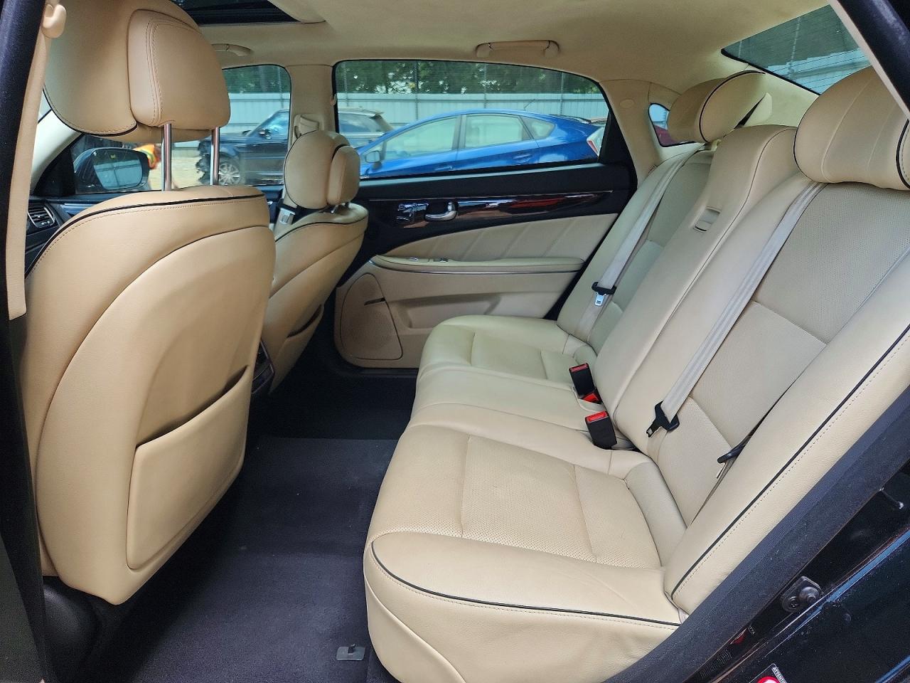 2016 HYUNDAI EQUUS
