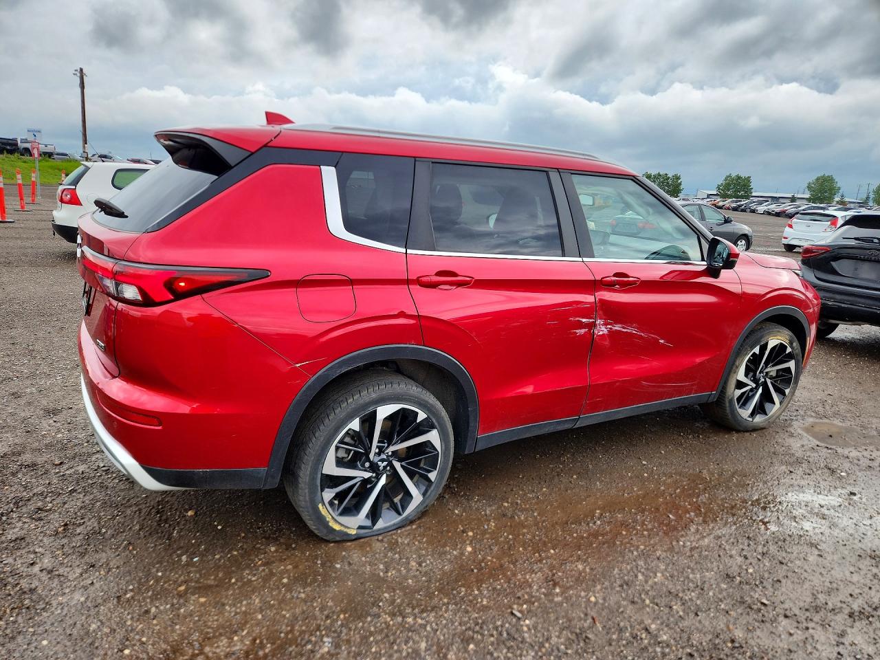 2024 MITSUBISHI OUTLANDER