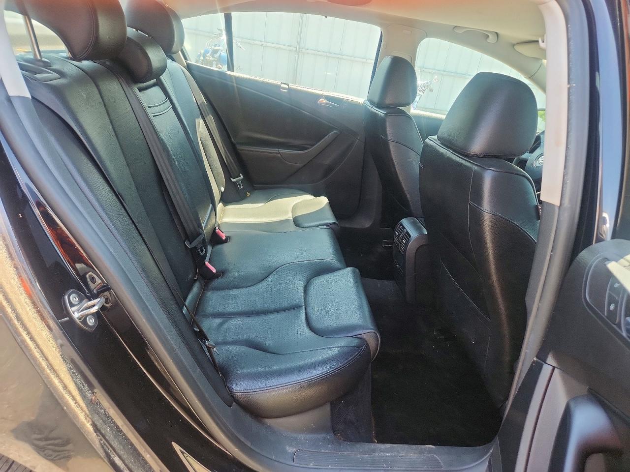 2008 VOLKSWAGEN PASSAT