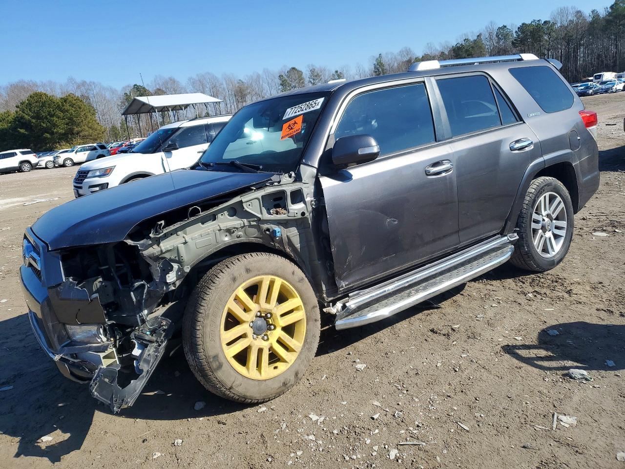 2013 TOYOTA 4RUNNER