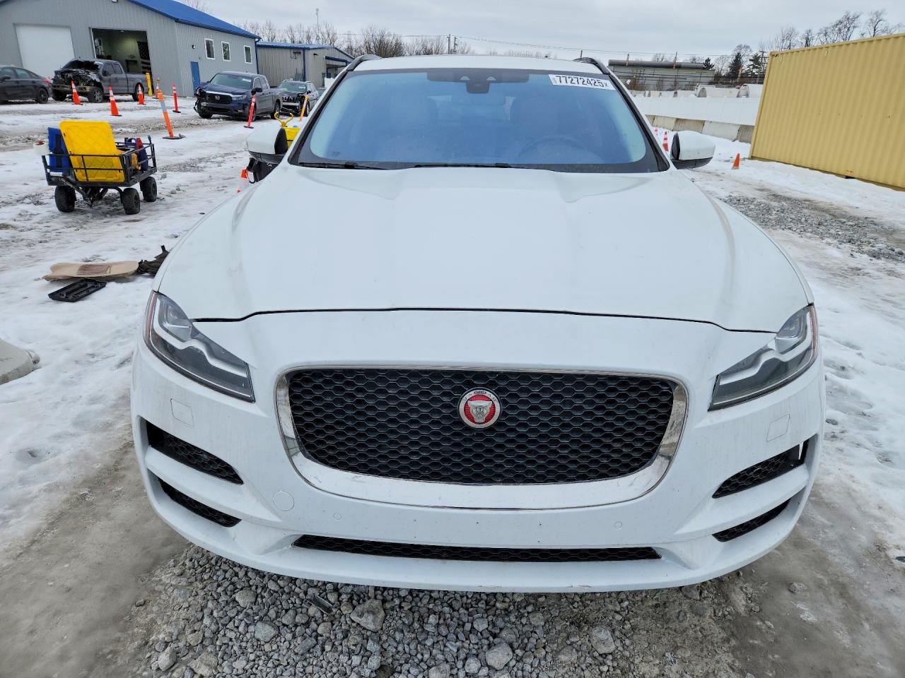 2017 JAGUAR F-PACE