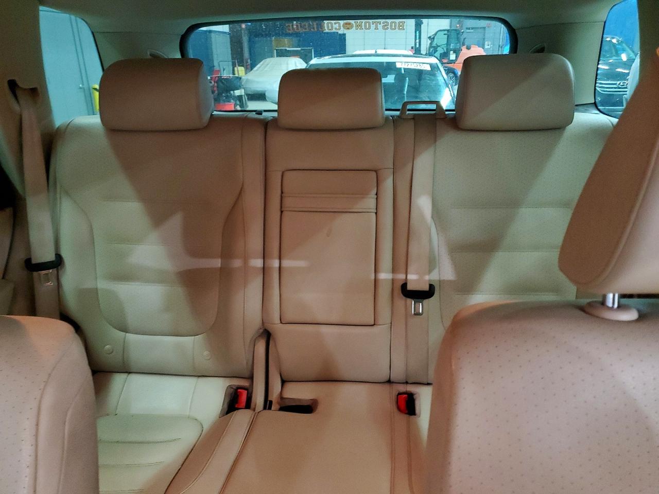 2013 VOLKSWAGEN TOUAREG