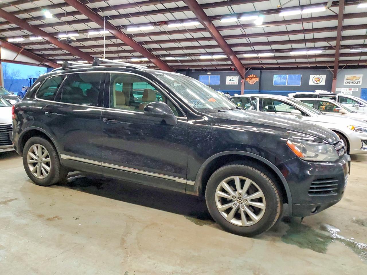 2013 VOLKSWAGEN TOUAREG