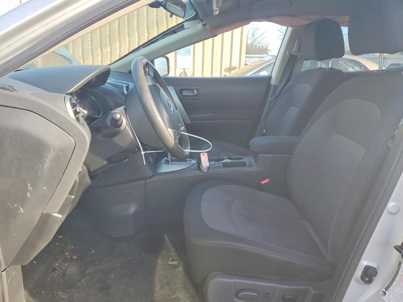 2013 NISSAN ROGUE