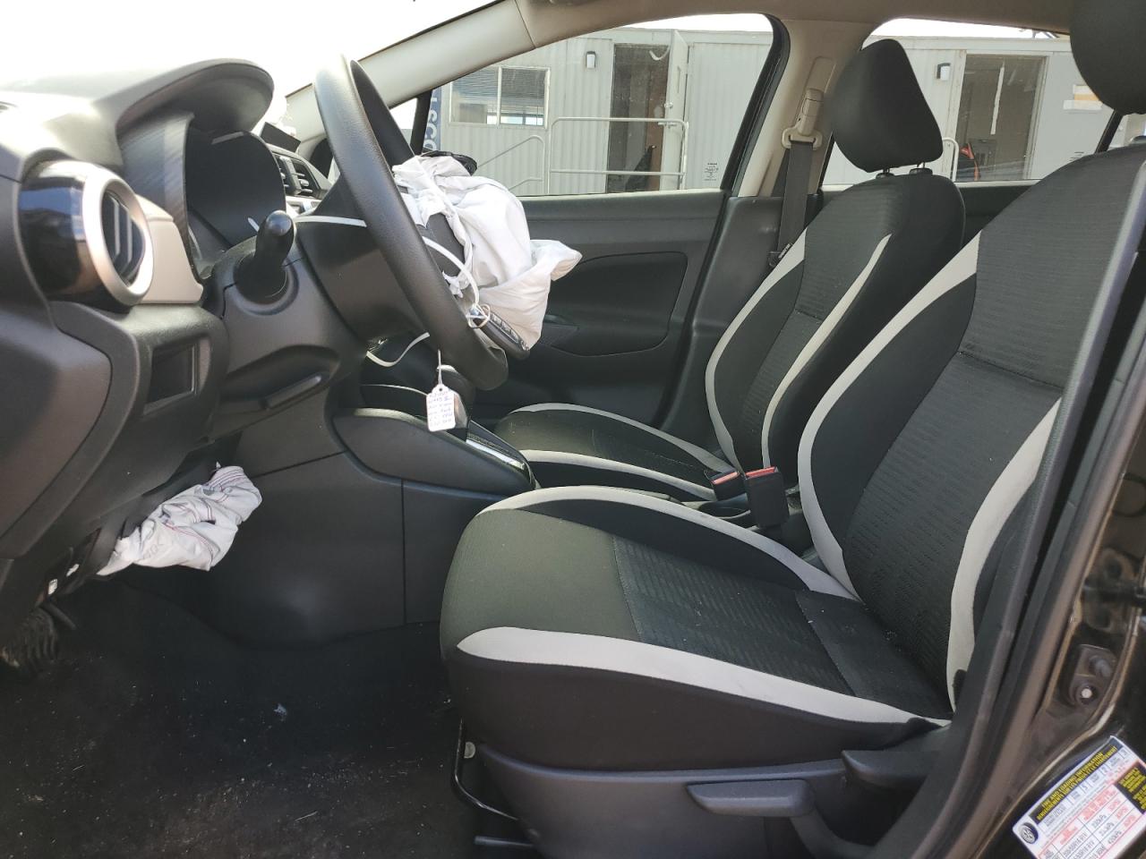 2021 NISSAN VERSA
