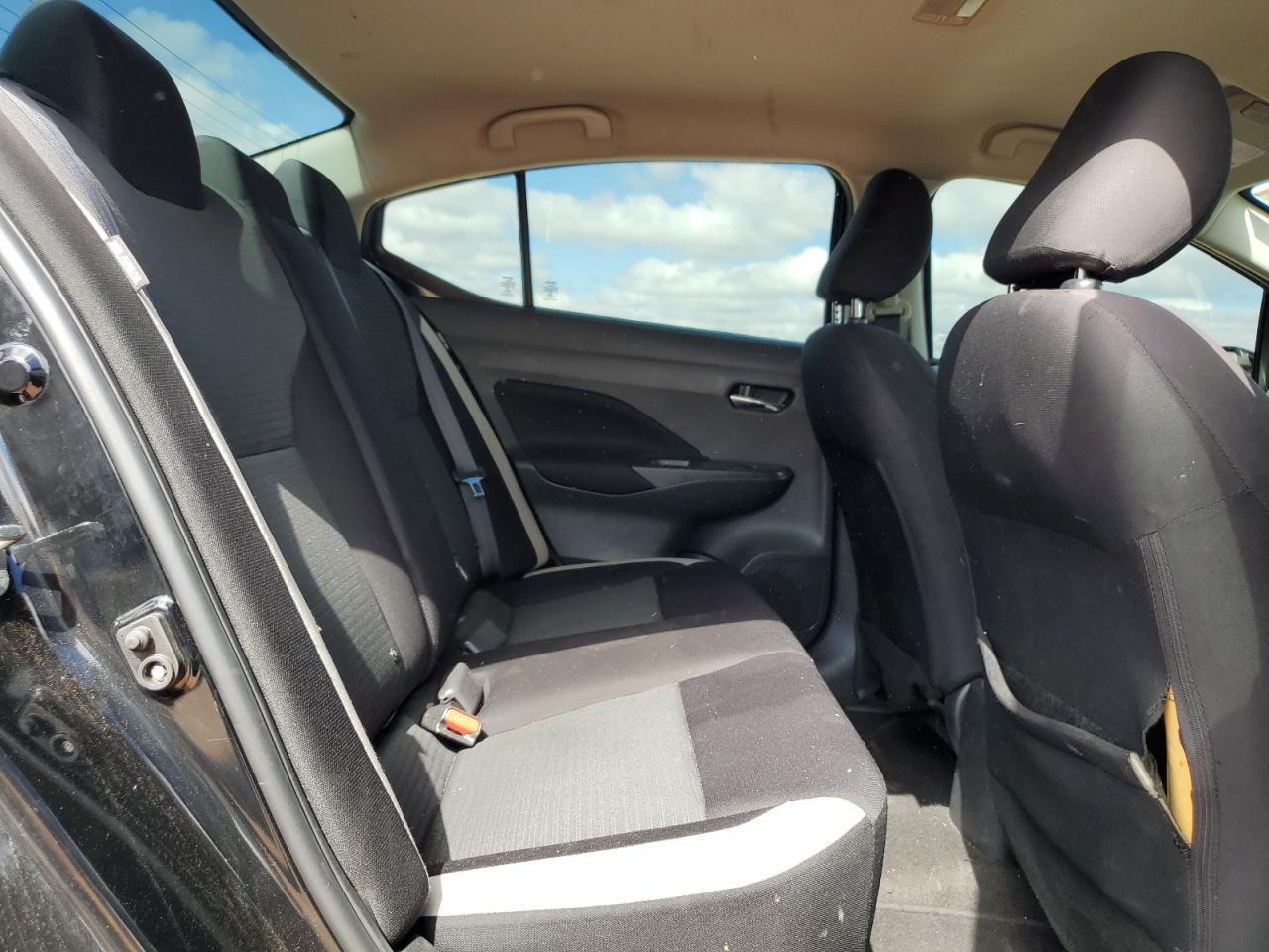 2021 NISSAN VERSA