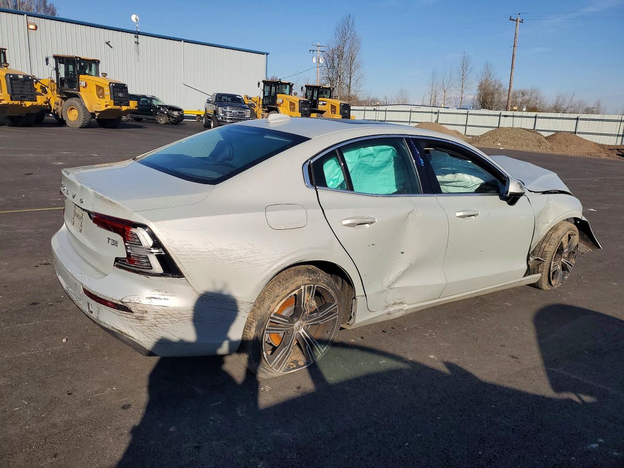2019 VOLVO S60