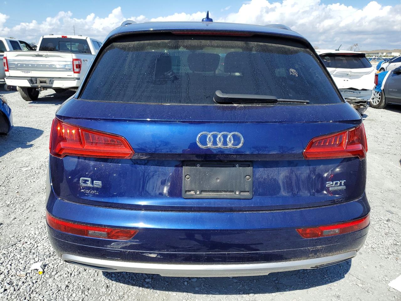 2018 AUDI Q5