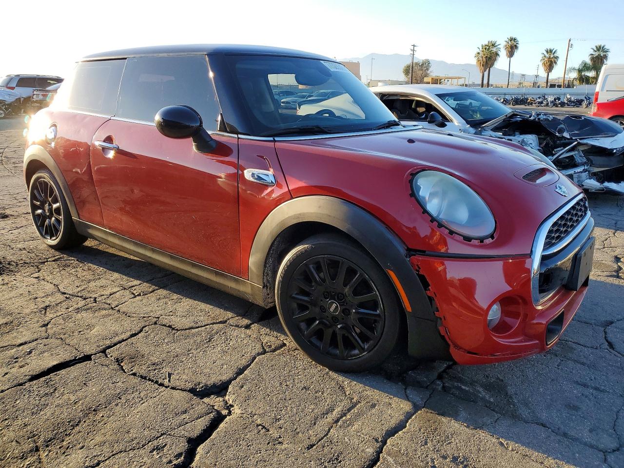 2017 MINI COOPER