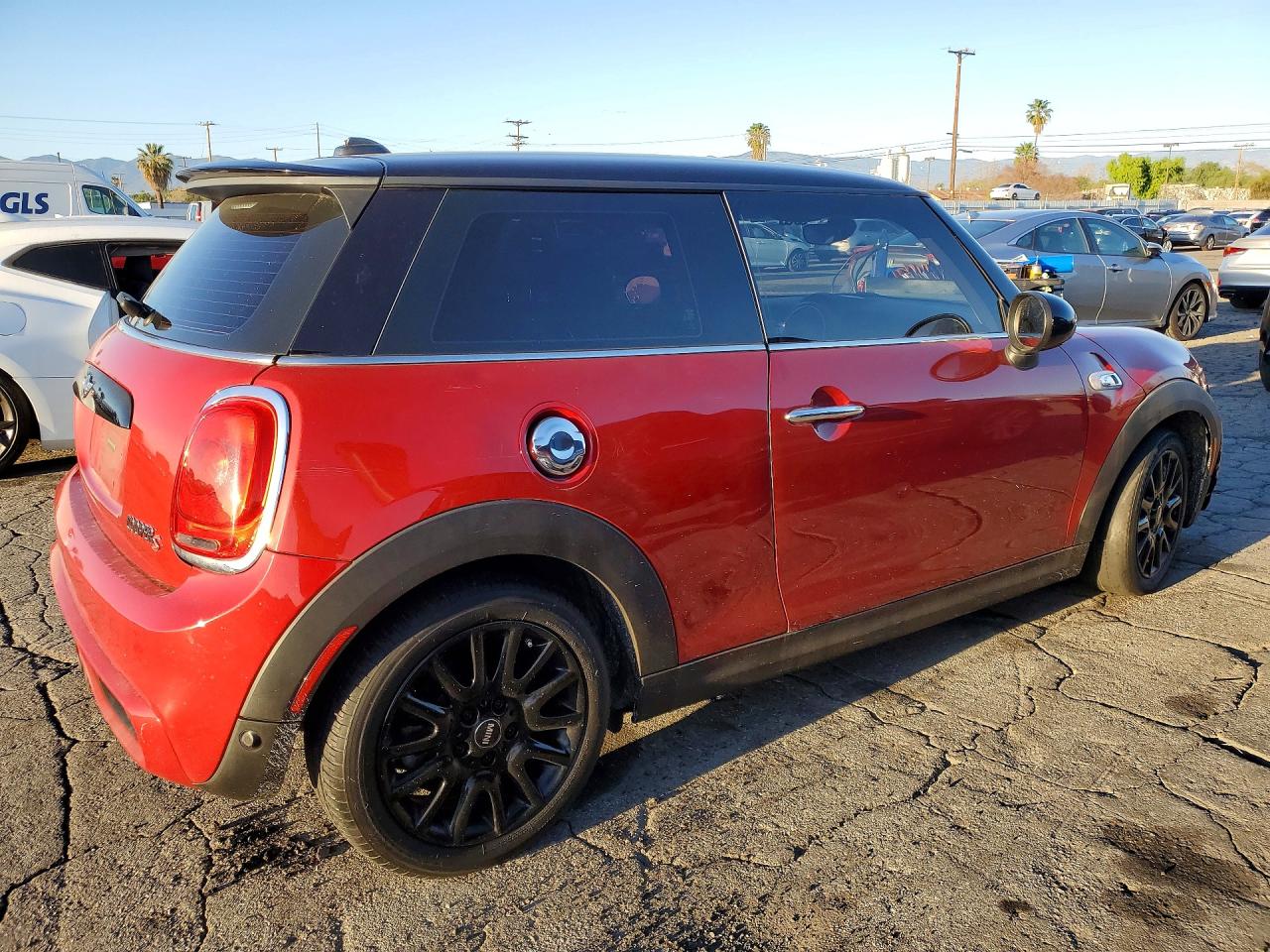 2017 MINI COOPER
