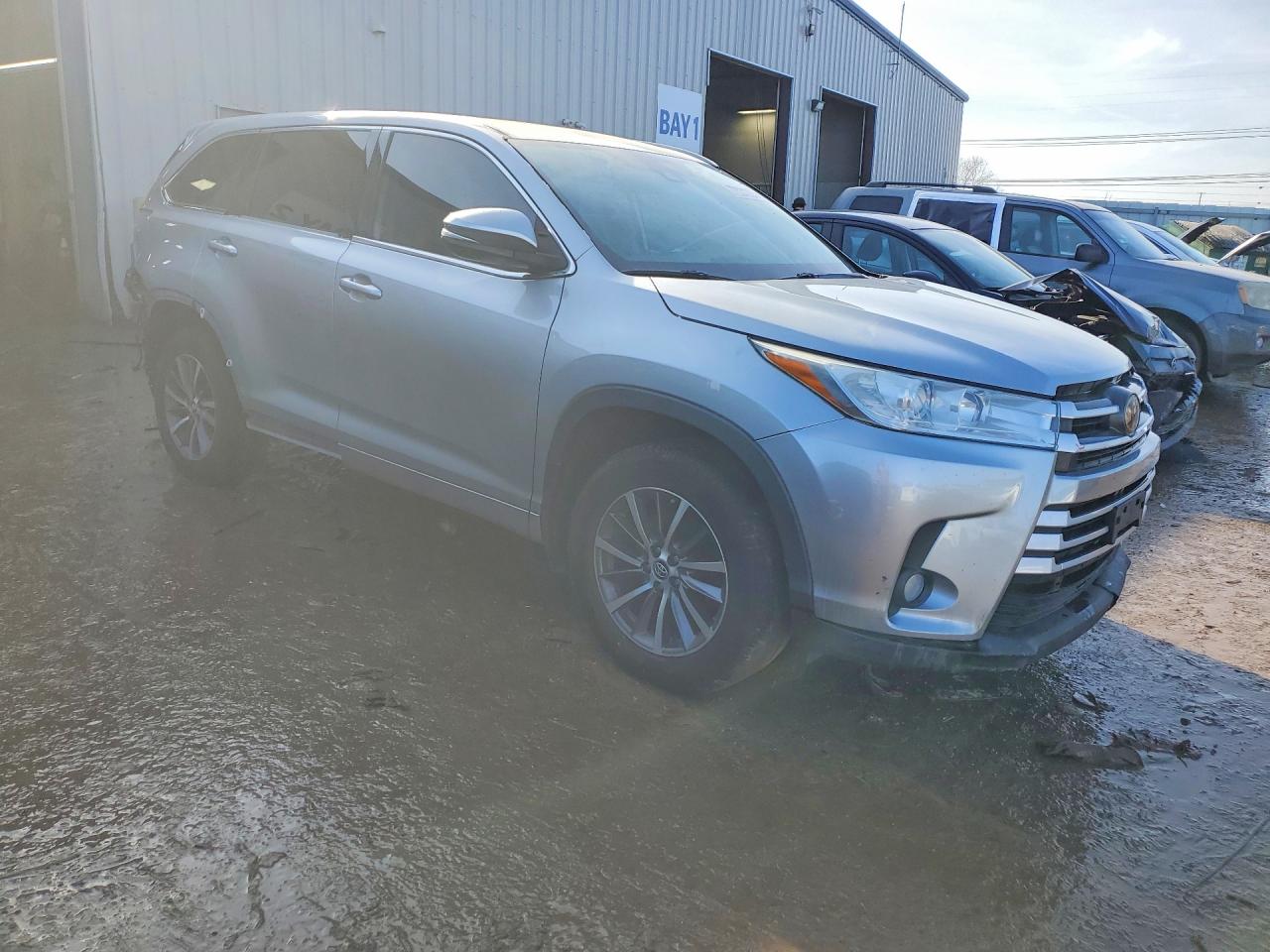 2018 TOYOTA HIGHLANDER
